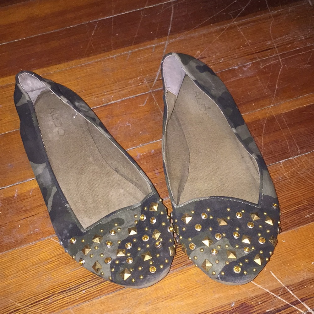 Cute little cami aldo flats